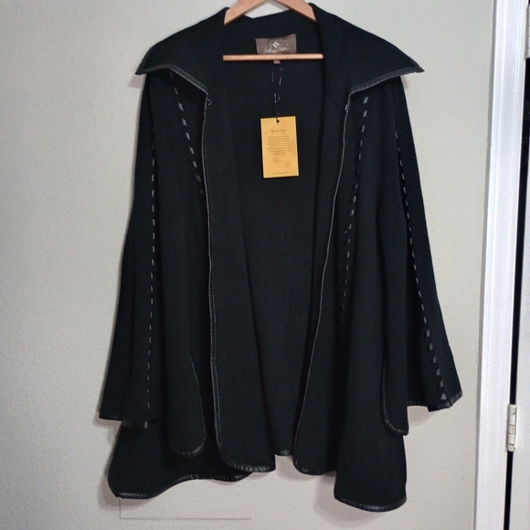 Patricia Nash Sleeved Cape Poncho Plus Size - Picture 2 of 9